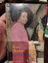 Sai Baba: Man of Miracles
