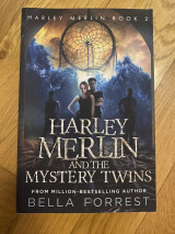 Harley Merlin 2: Harley Merlin and the Mystery Twins