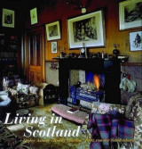 Living in Scotland (0500279349)